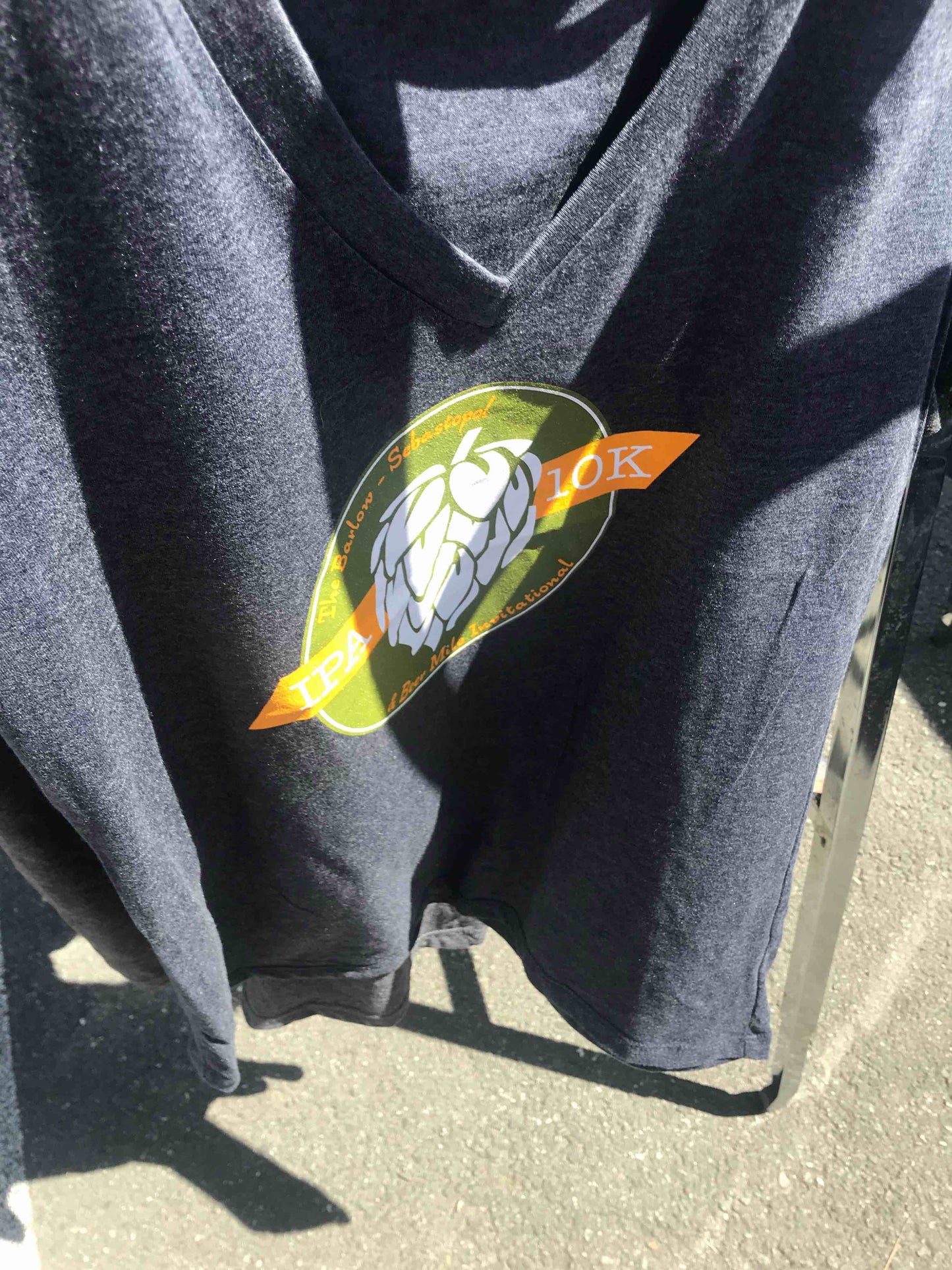 IPA 10K Women's SS V-Neck Tee -Heather Navy- Classic